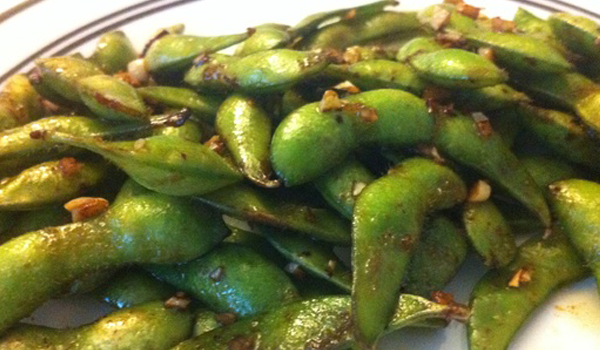 Edamame épicé : les fèves de soya fraîches