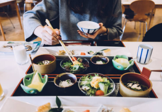 Guide : zoom sur les coutumes culinaires au Japon